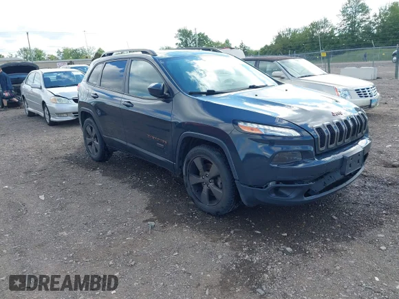 ✅ 2017 Jeep Cherokee Latitude • VIN: 1C4PJMCS7HW509155 • Lot: 45112183. Wystawiony na IAAI z przebiegiem 134 743 mil. Bezpłatny archiwum sprzedaży aukcyjnych z USA i szczegółowy raport historii pojazdu na DreamBid. Zdjęcie 1.