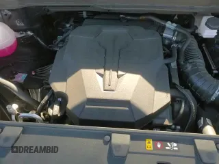 ✅ 2024 Kia Carnival LX • VIN: KNDNB4H33R6444988 • Lot: 70922975. Wystawiony na Copart z przebiegiem 8 268 mil. Bezpłatny archiwum sprzedaży aukcyjnych z USA i szczegółowy raport historii pojazdu na DreamBid. Zdjęcie 17.