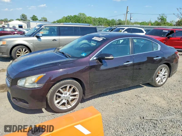 ✅ 2011 Nissan Maxima SV • VIN: 1N4AA5APXBC831734 • Lot: 53423856. Wystawiony na Copart z przebiegiem 202 635 mil. Bezpłatny archiwum sprzedaży aukcyjnych z USA i szczegółowy raport historii pojazdu na DreamBid. Zdjęcie 1.