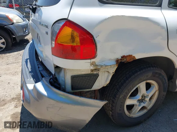 ✅ 2004 Hyundai Santa Fe GLS • VIN: KM8SC13D04U840181 • Лот: 45217410. Опубликован ранее на IAAI с пробегом 203 795 миль. Бесплатный доступ к архиву аукционных продаж из США и подробный отчёт об истории автомобиля на DreamBid. Изображение 6.