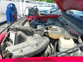 ✅ 2005 Ford F-250 XL • VIN: 1FTNF21595EB34526 • Lot: 42456430. Listed on IAAI with 157,351 mi. Free auction sales archive from the USA and detailed vehicle history report at DreamBid. Image 12.