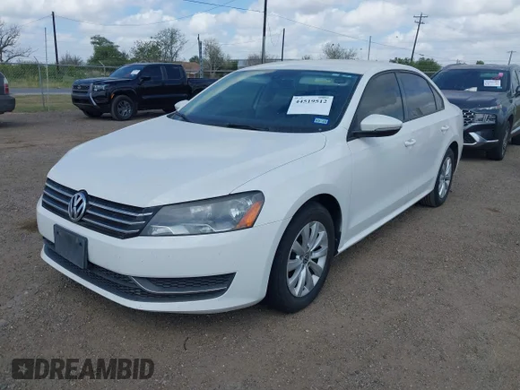 ✅ 2012 Volkswagen Passat S • VIN: 1VWAH7A34CC026759 • Lot: 44519512. Wystawiony na IAAI z przebiegiem 208 239 mil. Bezpłatny archiwum sprzedaży aukcyjnych z USA i szczegółowy raport historii pojazdu na DreamBid. Zdjęcie 2.