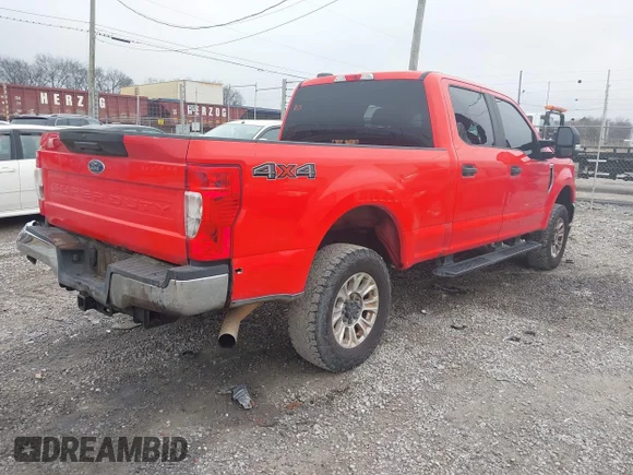 ✅ 2022 Ford F-250 XL • VIN: 1FT7W2BN1NED62477 • Lot: 44101973. Wystawiony na IAAI z przebiegiem 158 044 mil. Bezpłatny archiwum sprzedaży aukcyjnych z USA i szczegółowy raport historii pojazdu na DreamBid. Zdjęcie 4.