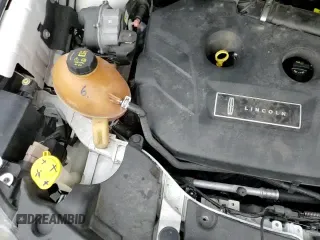 ✅ 2017 Lincoln MKC Select • VIN: 5LMTJ2DH1HUL41104 • Лот: 82610734. Опубликован ранее на Copart с пробегом 91 992 миль. Бесплатный доступ к архиву аукционных продаж из США и подробный отчёт об истории автомобиля на DreamBid. Изображение 15.