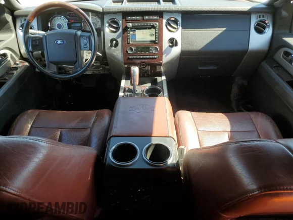✅ 2013 Ford Expedition XLT • VIN: 1FMJU1J56DEF44855 • Лот: 54563024. Опубликован ранее на Copart с пробегом 161 352 миль. Бесплатный доступ к архиву аукционных продаж из США и подробный отчёт об истории автомобиля на DreamBid. Изображение 8.