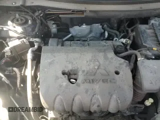 2018 Mitsubishi Outlander SE with VIN JA4AD3A34JJ001614, listed as a Copart auction lot 80107225 with 100,279 mi miles and Salvage title. Bid and sale history available at DreamBid. Image 14.