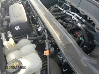 ✅ 2021 Ford Explorer Limited • VIN: 1FMSK8FH3MGB54872 • Lot: 91091415. Wystawiony na Copart z przebiegiem 79 807 mil. Bezpłatny archiwum sprzedaży aukcyjnych z USA i szczegółowy raport historii pojazdu na DreamBid. Zdjęcie 14.