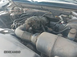 ✅ 2001 Ford F-150 XL • VIN: 1FTZF17281NB96101 • Lot: 42722743. Wystawiony na IAAI z przebiegiem 161 920 mil. Bezpłatny archiwum sprzedaży aukcyjnych z USA i szczegółowy raport historii pojazdu na DreamBid. Zdjęcie 12.