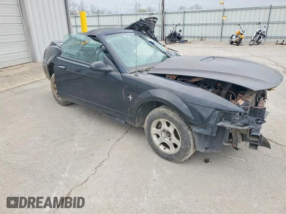 ✅ 2000 Ford Mustang • VIN: 1FAFP4446YF264509 • Лот: 52382576. Опубликован ранее на Copart с пробегом Не указан. Бесплатный доступ к архиву аукционных продаж из США и подробный отчёт об истории автомобиля на DreamBid. Изображение 4.
