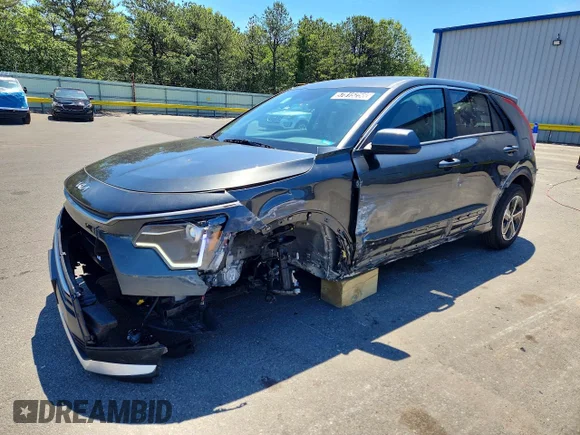✅ 2026 Kia Niro LX • VIN: KNDCP3LE9T5326825 • Lot: 57815256. Listed on Copart with 14,288 mi. Free auction sales archive from the USA and detailed vehicle history report at DreamBid. Image 1.