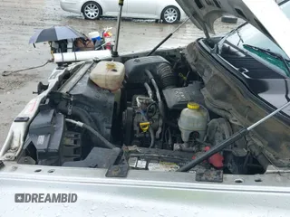 ✅ 2004 Dodge 2500 ST • VIN: 3D7KA28D24G192313 • Lot: 43074955. Wystawiony na IAAI z przebiegiem 214 468 mil. Bezpłatny archiwum sprzedaży aukcyjnych z USA i szczegółowy raport historii pojazdu na DreamBid. Zdjęcie 19.