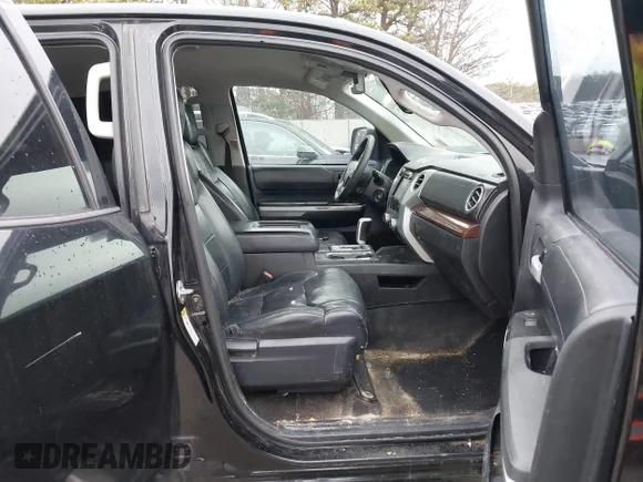 ✅ 2014 Toyota Tundra Limited • VIN: 5TFBY5F16EX339200 • Lot: 44531959. Wystawiony na IAAI z przebiegiem 303 653 mil. Bezpłatny archiwum sprzedaży aukcyjnych z USA i szczegółowy raport historii pojazdu na DreamBid. Zdjęcie 5.