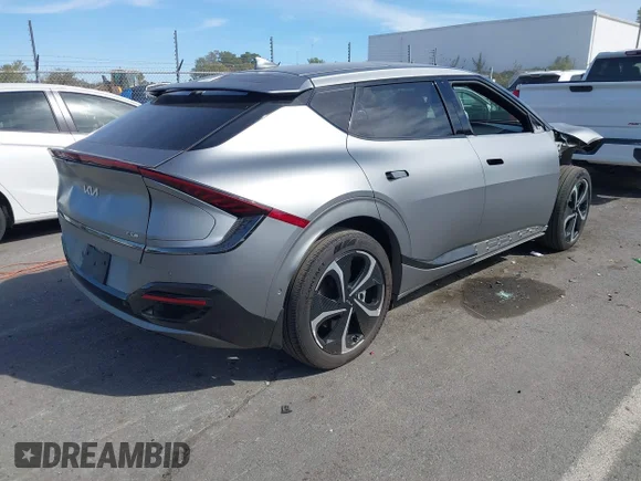 ✅ 2024 Kia EV6 GT-Line • VIN: KNDC4DLC1R5192155 • Лот: 43503728. Опубліковано раніше на IAAI з пробігом 11 302 миль. Безкоштовний доступ до архіву аукціонних продажів зі США та докладний звіт про історію автомобіля на DreamBid. Зображення 4.