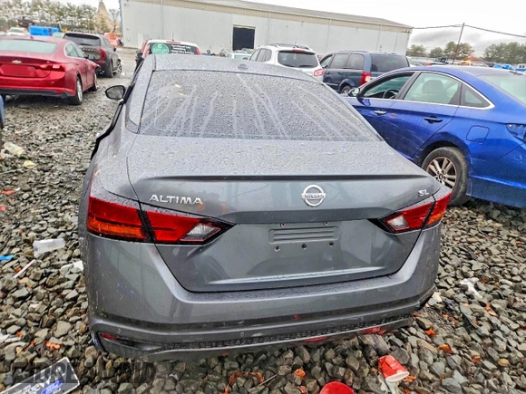 ✅ 2019 Nissan Altima SL • VIN: 1N4BL4EV8KC254672 • Lot: 97714265. Wystawiony na Copart z przebiegiem 108 529 mil. Bezpłatny archiwum sprzedaży aukcyjnych z USA i szczegółowy raport historii pojazdu na DreamBid. Zdjęcie 6.