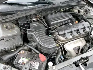 ✅ 2005 Honda Civic LX • VIN: 2HGES15645H619255 • Лот: 82935004. Опубликован ранее на Copart с пробегом 262 714 миль. Бесплатный доступ к архиву аукционных продаж из США и подробный отчёт об истории автомобиля на DreamBid. Изображение 13.