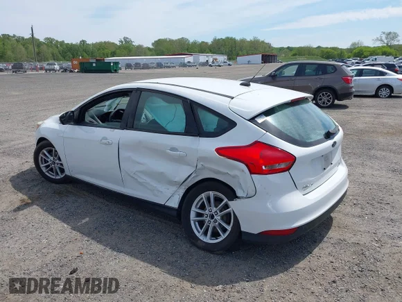 ✅ 2015 Ford Focus SE • VIN: 1FADP3K29FL312215 • Лот: 45099215. Опубліковано раніше на IAAI з пробігом 72 362 миль. Безкоштовний доступ до архіву аукціонних продажів зі США та докладний звіт про історію автомобіля на DreamBid. Зображення 3.