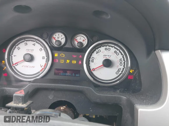 ✅ 2008 Ford Focus SE • VIN: 1FAHP33N28W177235 • Лот: 43954651. Опубликован ранее на IAAI с пробегом 308 026 миль. Бесплатный доступ к архиву аукционных продаж из США и подробный отчёт об истории автомобиля на DreamBid. Изображение 7.