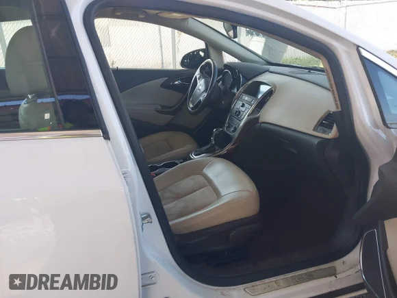 ✅ 2015 Buick Verano • VIN: 1G4PP5SK0F4213694 • Лот: 42606212. Опубліковано раніше на IAAI з пробігом 103 982 миль. Безкоштовний доступ до архіву аукціонних продажів зі США та докладний звіт про історію автомобіля на DreamBid. Зображення 5.