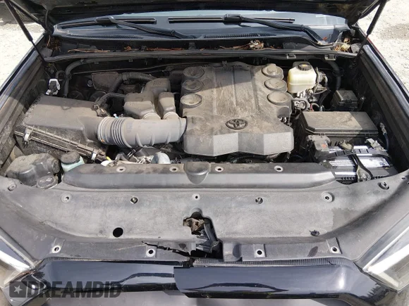 ✅ 2020 Toyota 4Runner SR5 • VIN: JTEBU5JRXL5795312 • Lot: 44989180. Wystawiony na IAAI z przebiegiem 75 684 mil. Bezpłatny archiwum sprzedaży aukcyjnych z USA i szczegółowy raport historii pojazdu na DreamBid. Zdjęcie 10.