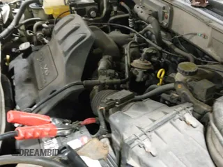 ✅ 2001 Ford Escape XLT • VIN: 1FMYU03151KB82730 • Lot: 43684632. Listed on IAAI with 141,204 mi. Free auction sales archive from the USA and detailed vehicle history report at DreamBid. Image 15.