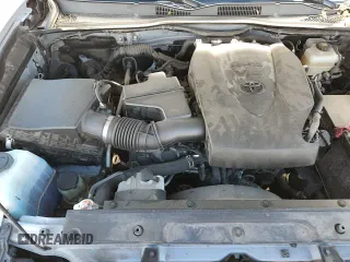 ✅ 2020 Toyota Tacoma SR5 • VIN: 5TFCZ5AN3LX236759 • Lot: 85870675. Wystawiony na Copart z przebiegiem 101 918 mil. Bezpłatny archiwum sprzedaży aukcyjnych z USA i szczegółowy raport historii pojazdu na DreamBid. Zdjęcie 14.