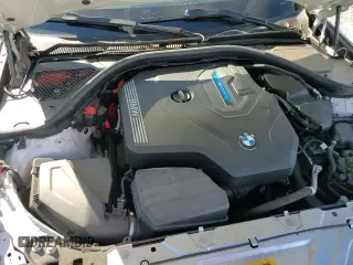 ✅ 2023 BMW 3 Series 330e xDrive • VIN: 3MW39FS04P8D06327 • Лот: 92168165. Опубликован ранее на Copart с пробегом 7 811 миль. Бесплатный доступ к архиву аукционных продаж из США и подробный отчёт об истории автомобиля на DreamBid. Изображение 13.