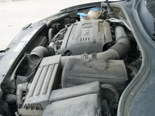 ✅ 2014 Volkswagen Passat S • VIN: 1VWAT7A37EC109457 • Lot: 42688998. Wystawiony na IAAI z przebiegiem 139 187 mil. Bezpłatny archiwum sprzedaży aukcyjnych z USA i szczegółowy raport historii pojazdu na DreamBid. Zdjęcie 19.