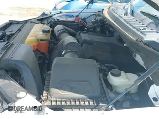 ✅ 2018 Ford F-150 XL • VIN: 1FTEX1CG8JFA48702 • Lot: 42877550. Wystawiony na IAAI z przebiegiem 151 367 mil. Bezpłatny archiwum sprzedaży aukcyjnych z USA i szczegółowy raport historii pojazdu na DreamBid. Zdjęcie 19.