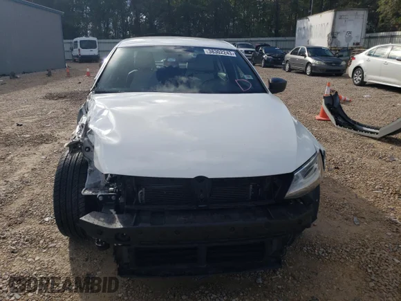 ✅ 2016 Volkswagen Jetta Sport • VIN: 3VWD17AJ6GM223999 • Лот: 38302243. Опубликован ранее на Copart с пробегом 94 174 миль. Бесплатный доступ к архиву аукционных продаж из США и подробный отчёт об истории автомобиля на DreamBid. Изображение 5.