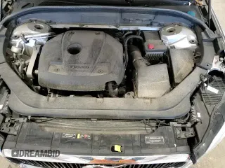 ✅ 2019 Volvo XC60 Momentum • VIN: LYV102RK3KB192332 • Lot: 92278325. Listed on Copart with 62,562 mi. Free auction sales archive from the USA and detailed vehicle history report at DreamBid. Image 14.