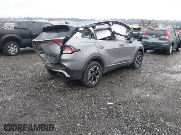 ✅ 2024 Kia Sportage LX • VIN: KNDPUCDF6R7262239 • Lot: 43998805. Wystawiony na IAAI z przebiegiem Nie podano. Bezpłatny archiwum sprzedaży aukcyjnych z USA i szczegółowy raport historii pojazdu na DreamBid. Zdjęcie 4.