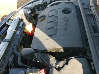 ✅ 2018 Toyota Corolla LE • VIN: 2T1BURHE6JC086097 • Lot: 43515454. Listed on IAAI with 123,015 mi. Free auction sales archive from the USA and detailed vehicle history report at DreamBid. Image 21.