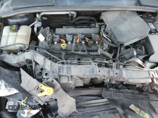 ✅ 2017 Ford Focus SE • VIN: 1FADP3K20HL217948 • Lot: 89446025. Wystawiony na Copart z przebiegiem 124 008 mil. Bezpłatny archiwum sprzedaży aukcyjnych z USA i szczegółowy raport historii pojazdu na DreamBid. Zdjęcie 13.