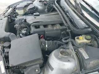 ✅ 2003 BMW 3 Series 330xi • VIN: WBAEW53423PN31175 • Lot: 42501331. Wystawiony na IAAI z przebiegiem 178 073 mil. Bezpłatny archiwum sprzedaży aukcyjnych z USA i szczegółowy raport historii pojazdu na DreamBid. Zdjęcie 12.