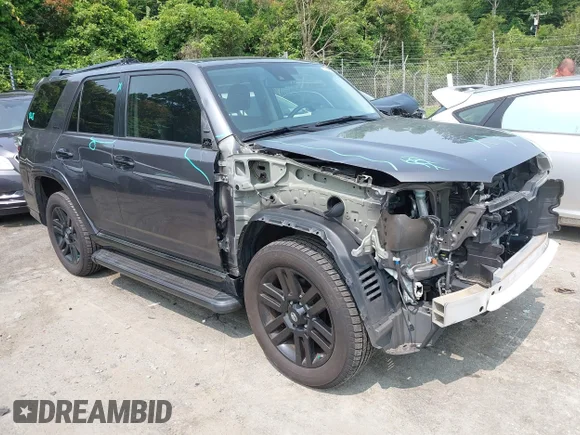 ✅ 2020 Toyota 4Runner SR5 • VIN: JTEBU5JR7L5747279 • Лот: 42400090. Опубліковано раніше на IAAI з пробігом 57 300 миль. Безкоштовний доступ до архіву аукціонних продажів зі США та докладний звіт про історію автомобіля на DreamBid. Зображення 1.