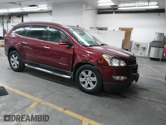 ✅ 2009 Chevrolet Traverse 1LT • VIN: 1GNER23D39S161831 • Lot: 45645759. Wystawiony na IAAI z przebiegiem 159 613 mil. Bezpłatny archiwum sprzedaży aukcyjnych z USA i szczegółowy raport historii pojazdu na DreamBid. Zdjęcie 1.