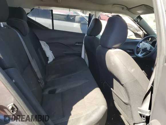 ✅ 2020 Nissan Kicks SV • VIN: 3N1CP5CV9LL483866 • Lot: 62862614. Wystawiony na Copart z przebiegiem 121 815 mil. Bezpłatny archiwum sprzedaży aukcyjnych z USA i szczegółowy raport historii pojazdu na DreamBid. Zdjęcie 10.