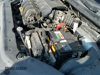 ✅ 2014 Nissan Sentra S • VIN: 3N1AB7AP7EL652842 • Lot: 43642054. Listed on IAAI with 137,443 mi. Free auction sales archive from the USA and detailed vehicle history report at DreamBid. Image 12.