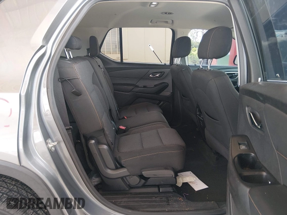 ✅ 2018 Chevrolet Traverse LS • VIN: 1GNERFKW3JJ246317 • Лот: 45156250. Опубліковано раніше на IAAI з пробігом 108 761 миль. Безкоштовний доступ до архіву аукціонних продажів зі США та докладний звіт про історію автомобіля на DreamBid. Зображення 8.