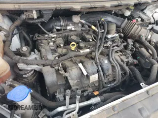 ✅ 2019 Ford Edge SE • VIN: 2FMPK3G90KBB04497 • Lot: 82221435. Listed on Copart with 107,284 mi. Free auction sales archive from the USA and detailed vehicle history report at DreamBid. Image 16.