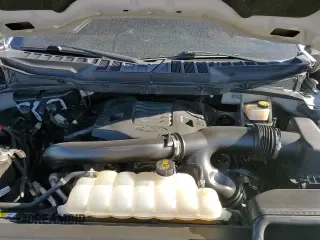 ✅ 2022 Ford F-150 Lariat • VIN: 1FTFW1E82NKE30430 • Lot: 91240905. Wystawiony na Copart z przebiegiem 30 495 mil. Bezpłatny archiwum sprzedaży aukcyjnych z USA i szczegółowy raport historii pojazdu na DreamBid. Zdjęcie 13.