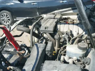 ✅ 2003 Toyota Sequoia Limited • VIN: 5TDZT38A53S181336 • Lot: 43321020. Wystawiony na IAAI z przebiegiem 231 505 mil. Bezpłatny archiwum sprzedaży aukcyjnych z USA i szczegółowy raport historii pojazdu na DreamBid. Zdjęcie 20.