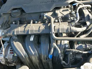 ✅ 2024 Hyundai Elantra SEL • VIN: KMHLM4DG2RU680274 • Lot: 43436817. Listed on IAAI with 49,516 mi. Free auction sales archive from the USA and detailed vehicle history report at DreamBid. Image 20.