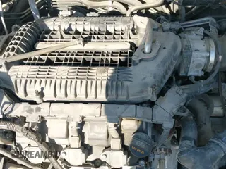 ✅ 2018 Honda Pilot Touring • VIN: 5FNYF6H98JB019227 • Lot: 43315574. Listed on IAAI with 115,889 mi. Free auction sales archive from the USA and detailed vehicle history report at DreamBid. Image 18.