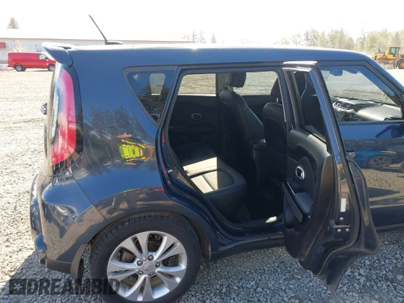 ✅ 2016 Kia Soul + • VIN: KNDJX3A5XG7324568 • Lot: 45042710. Wystawiony na IAAI z przebiegiem 155 767 mil. Bezpłatny archiwum sprzedaży aukcyjnych z USA i szczegółowy raport historii pojazdu na DreamBid. Zdjęcie 8.