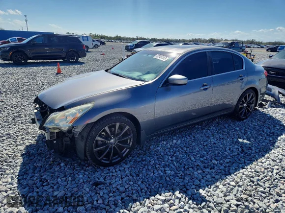 ✅ 2015 Infiniti Q40 • VIN: JN1CV6APXFM500815 • Lot: 77747155. Wystawiony na Copart z przebiegiem 151 737 mil. Bezpłatny archiwum sprzedaży aukcyjnych z USA i szczegółowy raport historii pojazdu na DreamBid. Zdjęcie 1.