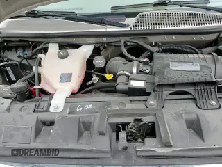 ✅ 2018 GMC Savana Cargo • VIN: 1GTW7AFG9J1326617 • Лот: 52071285. Опубликован ранее на Copart с пробегом 32 996 миль. Бесплатный доступ к архиву аукционных продаж из США и подробный отчёт об истории автомобиля на DreamBid. Изображение 15.