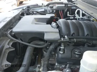 ✅ 2018 GMC Yukon XL Denali • VIN: 1GKS2HKJ5JR205080 • Lot: 43059317. Listed on IAAI with 129,808 mi. Free auction sales archive from the USA and detailed vehicle history report at DreamBid. Image 19.