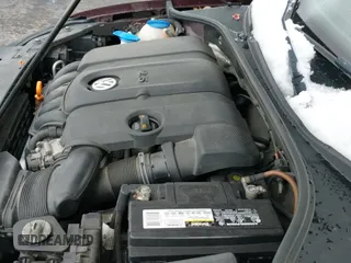 ✅ 2013 Volkswagen Passat S • VIN: 1VWAH7A31DC027479 • Lot: 43639092. Wystawiony na IAAI z przebiegiem 90 686 mil. Bezpłatny archiwum sprzedaży aukcyjnych z USA i szczegółowy raport historii pojazdu na DreamBid. Zdjęcie 20.