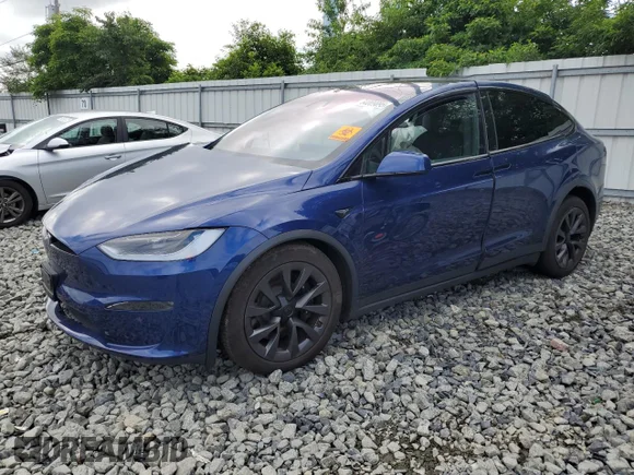✅ 2024 Tesla Model X • VIN: 7SAXCDE53RF436019 • Lot: 64009095. Wystawiony na Copart z przebiegiem Nie podano. Bezpłatny archiwum sprzedaży aukcyjnych z USA i szczegółowy raport historii pojazdu na DreamBid. Zdjęcie 1.